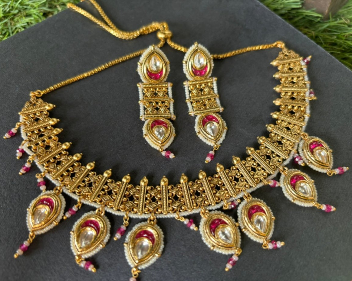 Kanika Royal Ruby Chaandan Set with matching earrings - MR Jewels
